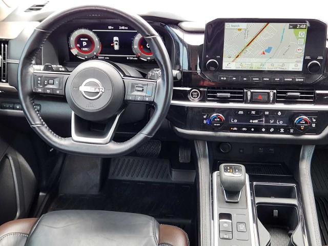 2022 Nissan Pathfinder Vehicle Photo in DENTON, TX 76210-9321