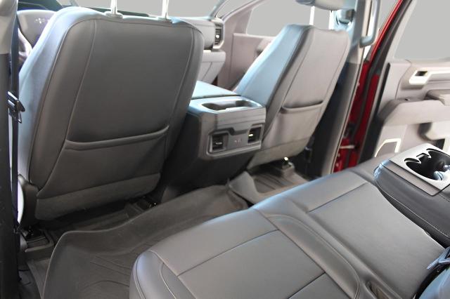 2023 Chevrolet Silverado 1500 Vehicle Photo in Green Bay, WI 54304
