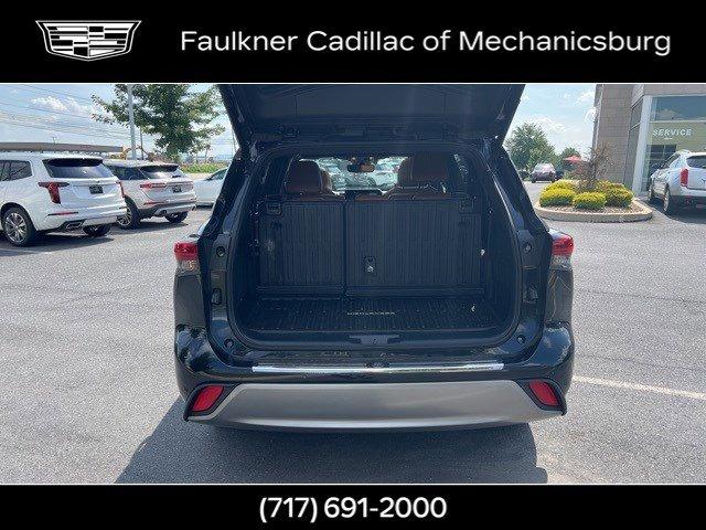 2022 Toyota Highlander Vehicle Photo in MECHANICSBURG, PA 17050-1707