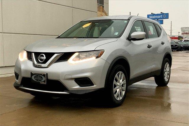 2016 Nissan Rogue Vehicle Photo in TOPEKA, KS 66609-0000