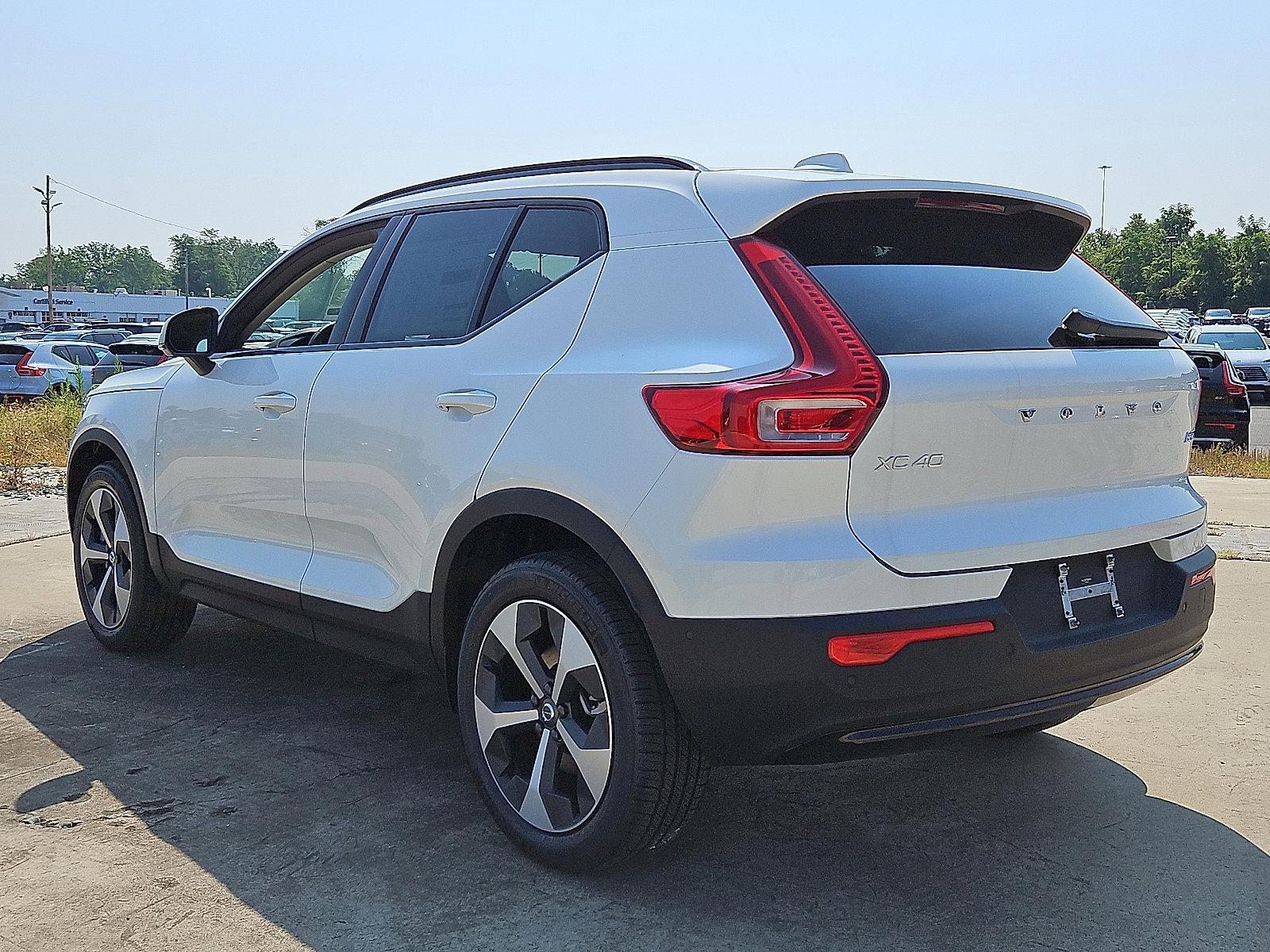 2026 Volvo XC40 Vehicle Photo in Trevose, PA 19053