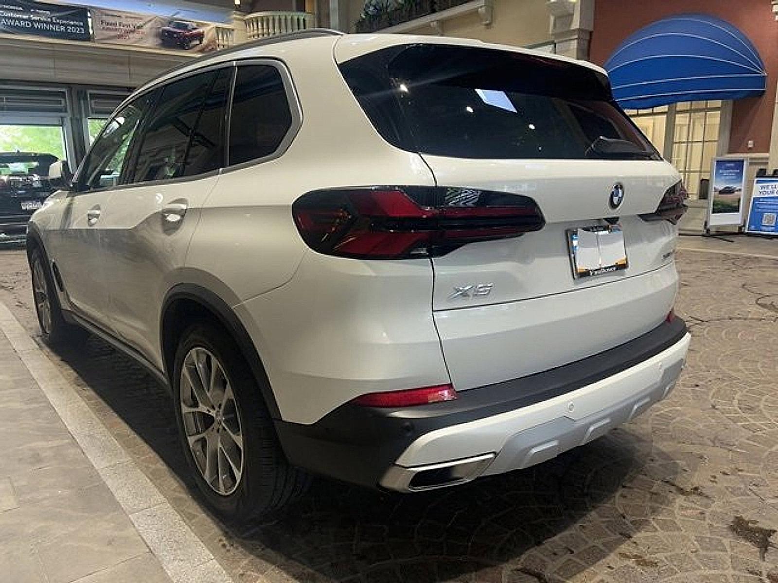 2024 BMW X5 xDrive40i Vehicle Photo in Lancaster, PA 17601