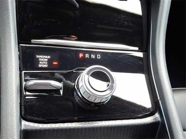 2024 Jeep Grand Cherokee Vehicle Photo in Willow Grove, PA 19090