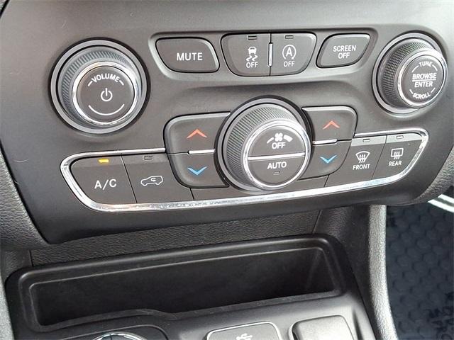 2019 Jeep Cherokee Vehicle Photo in New Bloomfield, PA 17068