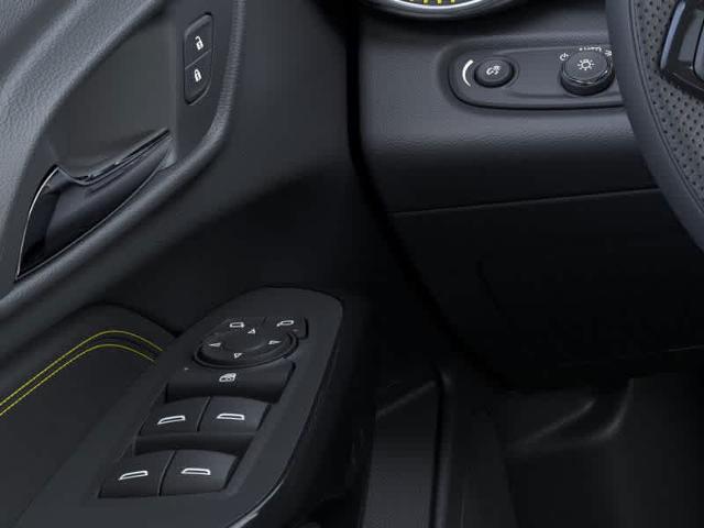 2025 Chevrolet Trax Vehicle Photo in MOON TOWNSHIP, PA 15108-2571
