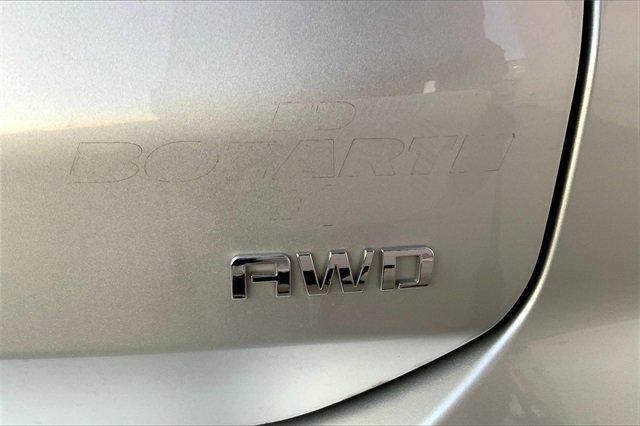 2020 Chevrolet Equinox Vehicle Photo in TOPEKA, KS 66609-0000