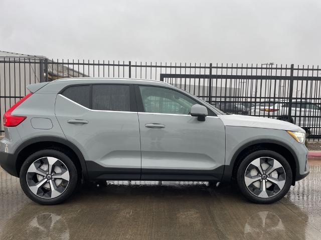 2025 Volvo XC40 Vehicle Photo in Grapevine, TX 76051
