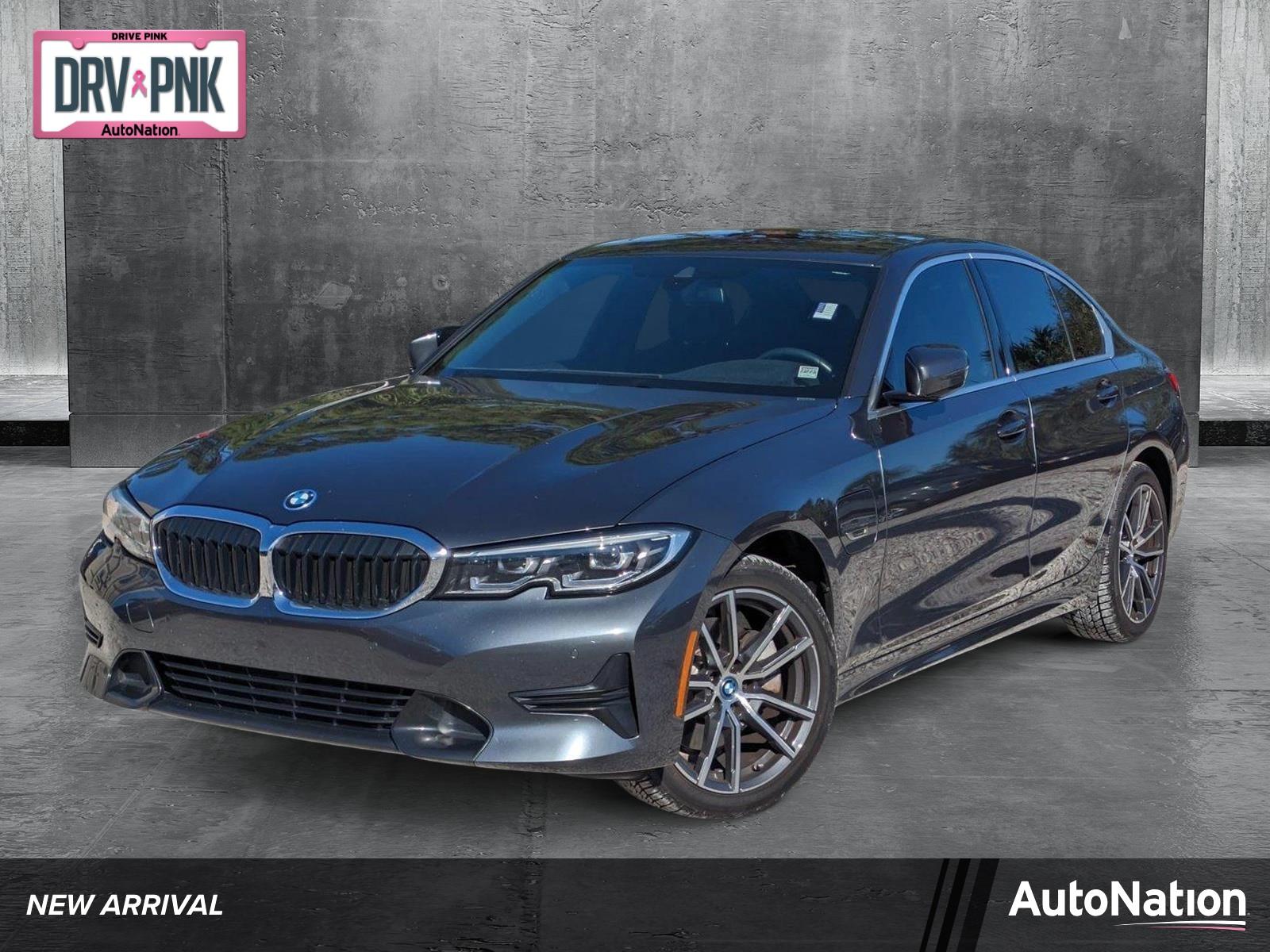 2022 BMW 330e xDrive Vehicle Photo in Bradenton, FL 34207