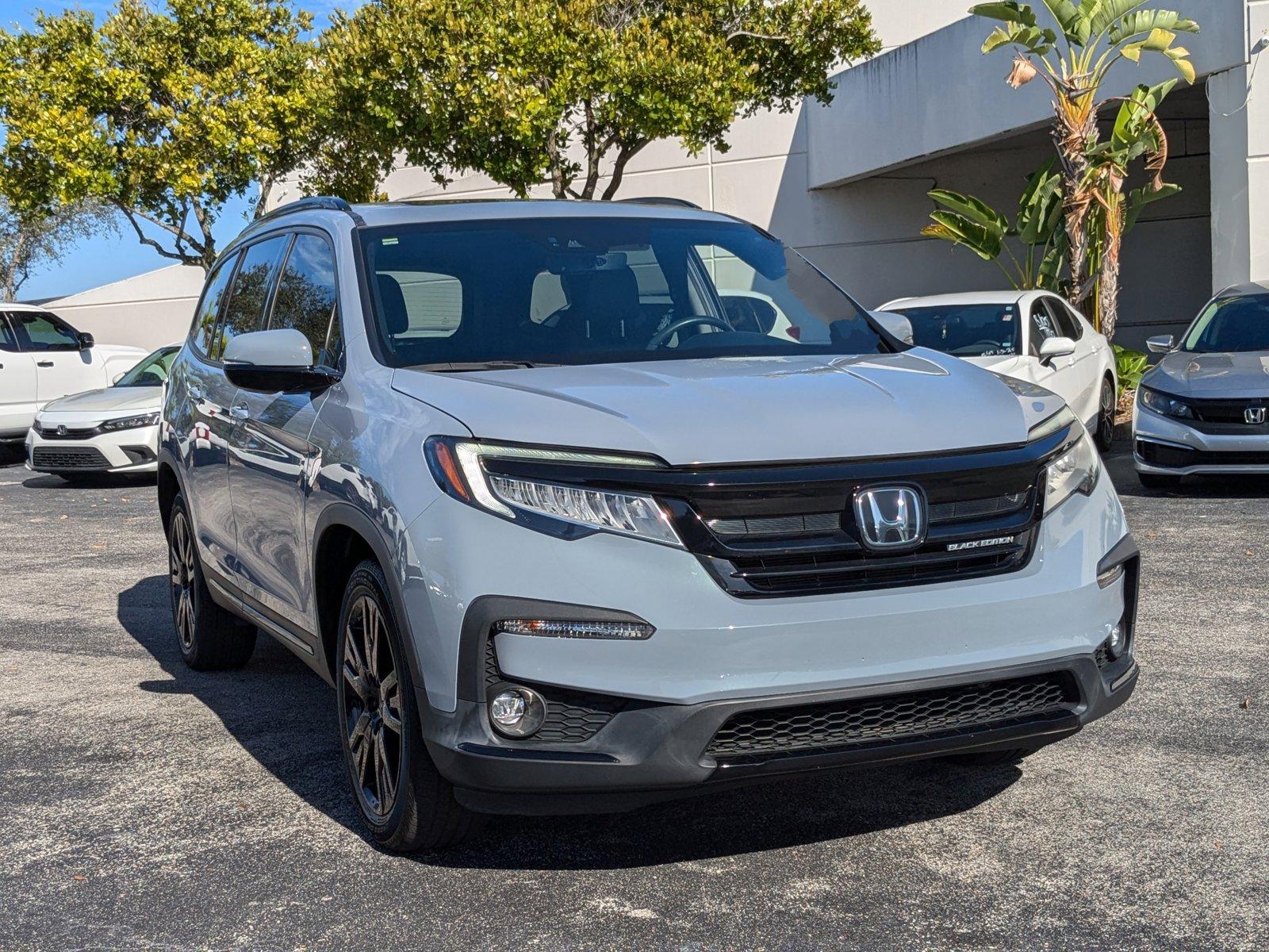 2022 Honda Pilot Vehicle Photo in Miami, FL 33015