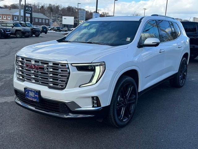 2025 GMC Acadia Vehicle Photo in LOWELL, MA 01852-4336