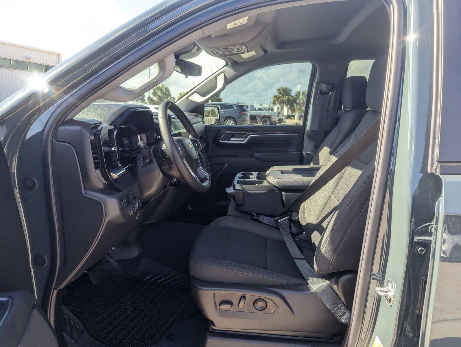 2025 Chevrolet Silverado 1500 Vehicle Photo in CORPUS CHRISTI, TX 78412-4902