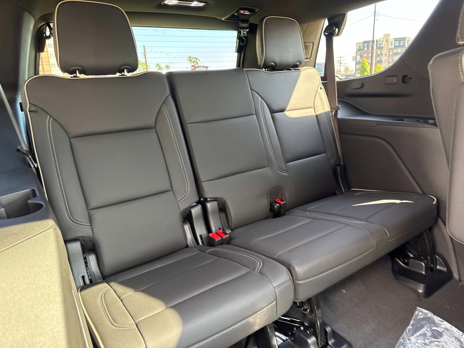 2025 Chevrolet Tahoe Vehicle Photo in LOS ANGELES, CA 90007-3794
