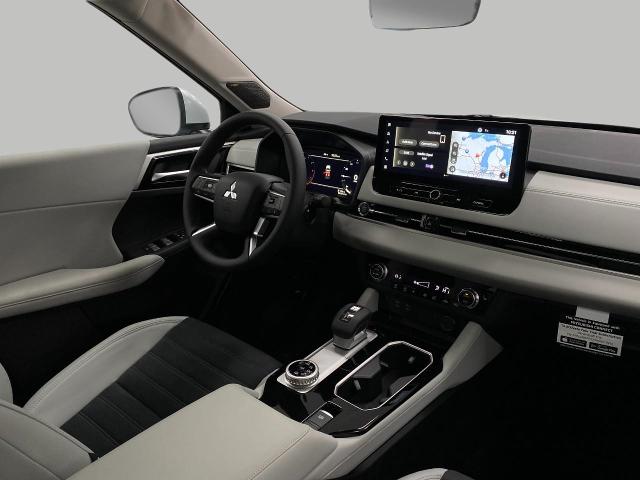 2025 Mitsubishi Outlander Vehicle Photo in Appleton, WI 54913