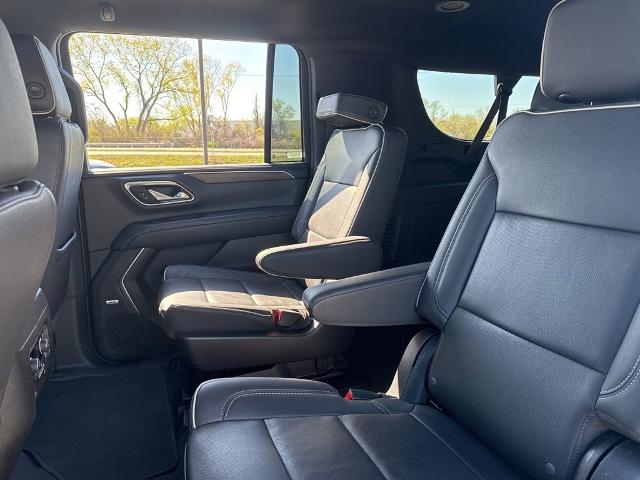 2023 Chevrolet Suburban Vehicle Photo in MANHATTAN, KS 66502-5036