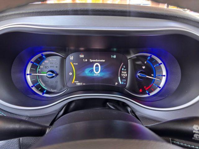 2020 Chrysler Pacifica Vehicle Photo in DELRAY BEACH, FL 33483-3294