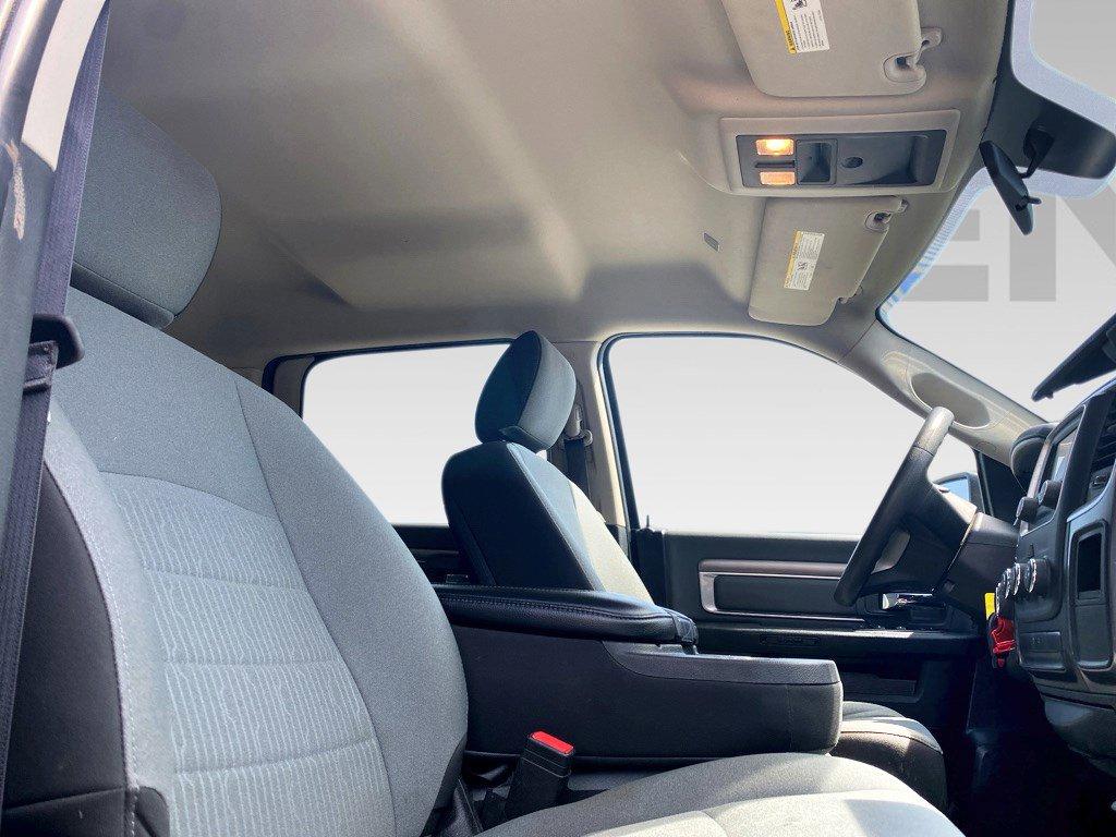 2022 Ram 1500 Classic Vehicle Photo in SAVANNAH, GA 31406-4513