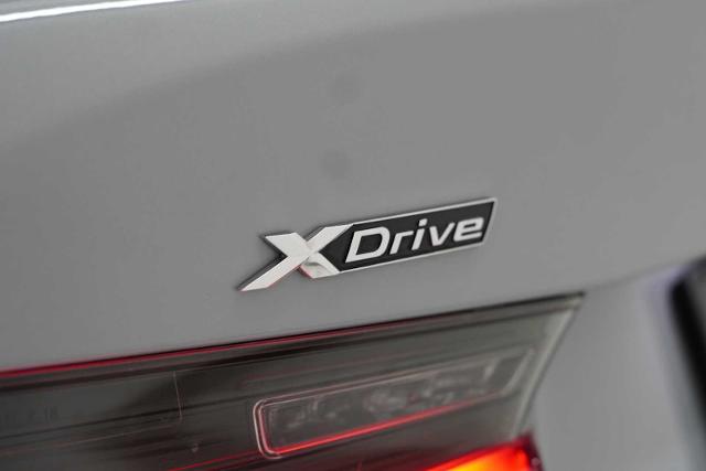 2025 BMW 330i xDrive Vehicle Photo in GRAPEVINE, TX 76051