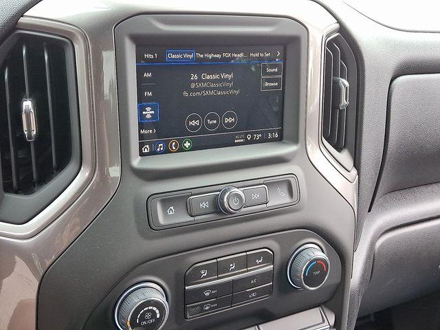 2025 Chevrolet Silverado 3500 HD Vehicle Photo in DANBURY, CT 06810-5034