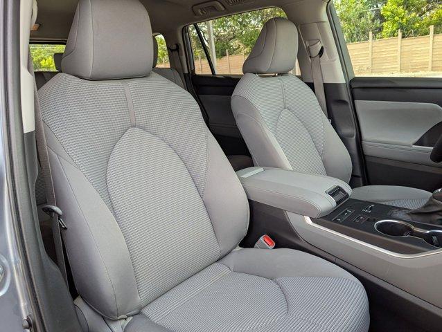 2022 Toyota Highlander Vehicle Photo in San Antonio, TX 78230