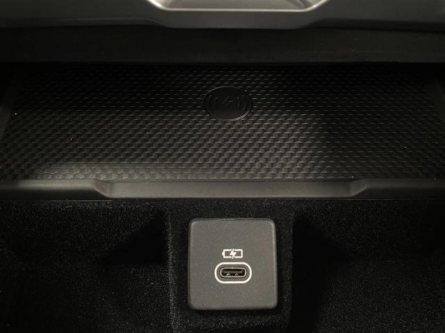 2025 Range Rover Vehicle Photo in Appleton, WI 54913