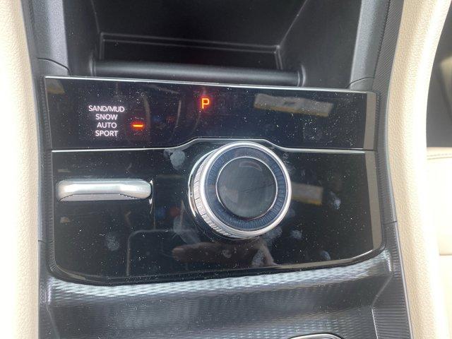 2025 Jeep Grand Cherokee Vehicle Photo in Doylsetown, PA 18901