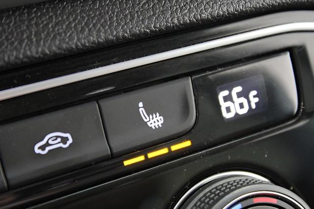 2023 Volkswagen Atlas Vehicle Photo in Green Bay, WI 54304
