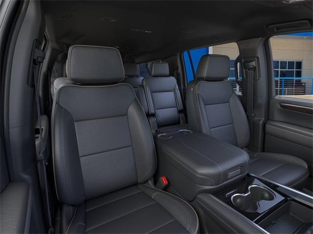 2025 Chevrolet Suburban Vehicle Photo in ENGLEWOOD, CO 80113-6708
