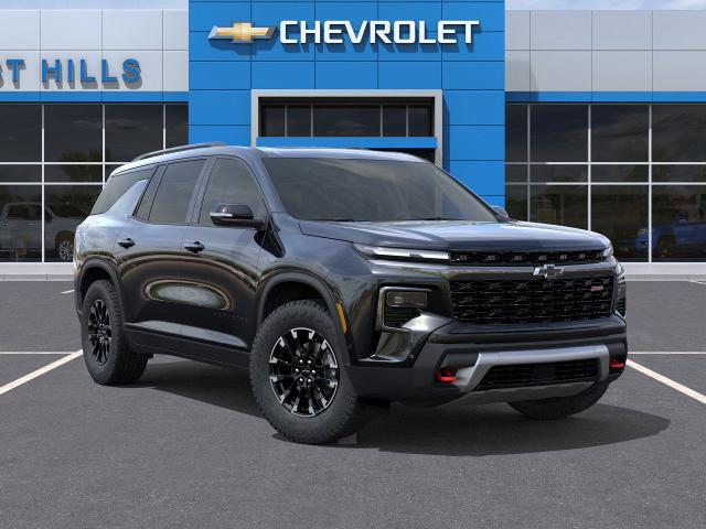2025 Chevrolet Traverse Vehicle Photo in Roslyn, NY 11576