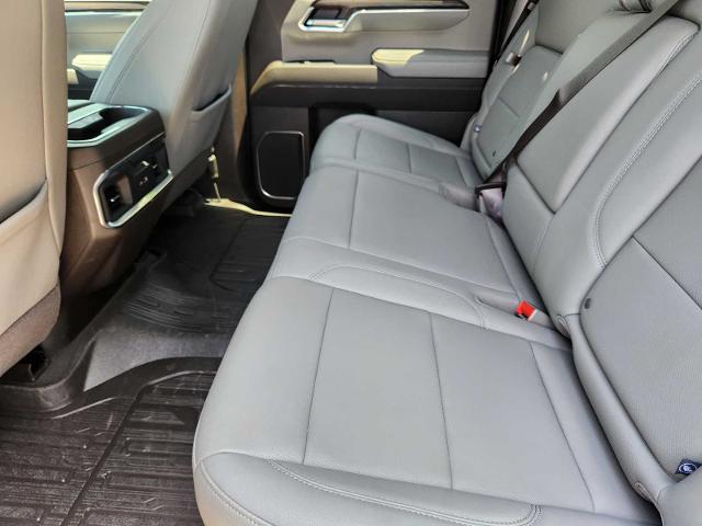 2023 GMC Sierra 1500 Vehicle Photo in DENTON, TX 76210-9321