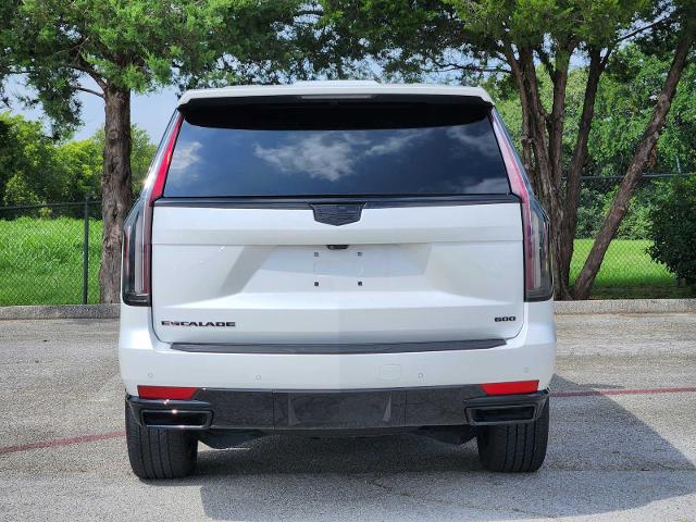 2024 Cadillac Escalade Vehicle Photo in DENTON, TX 76210-9321