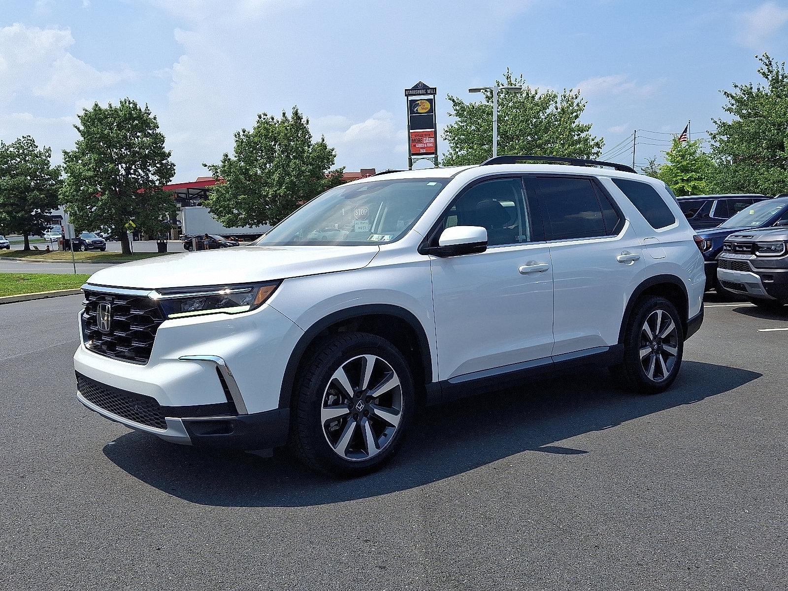 2024 Honda Pilot Vehicle Photo in Harrisburg, PA 17111