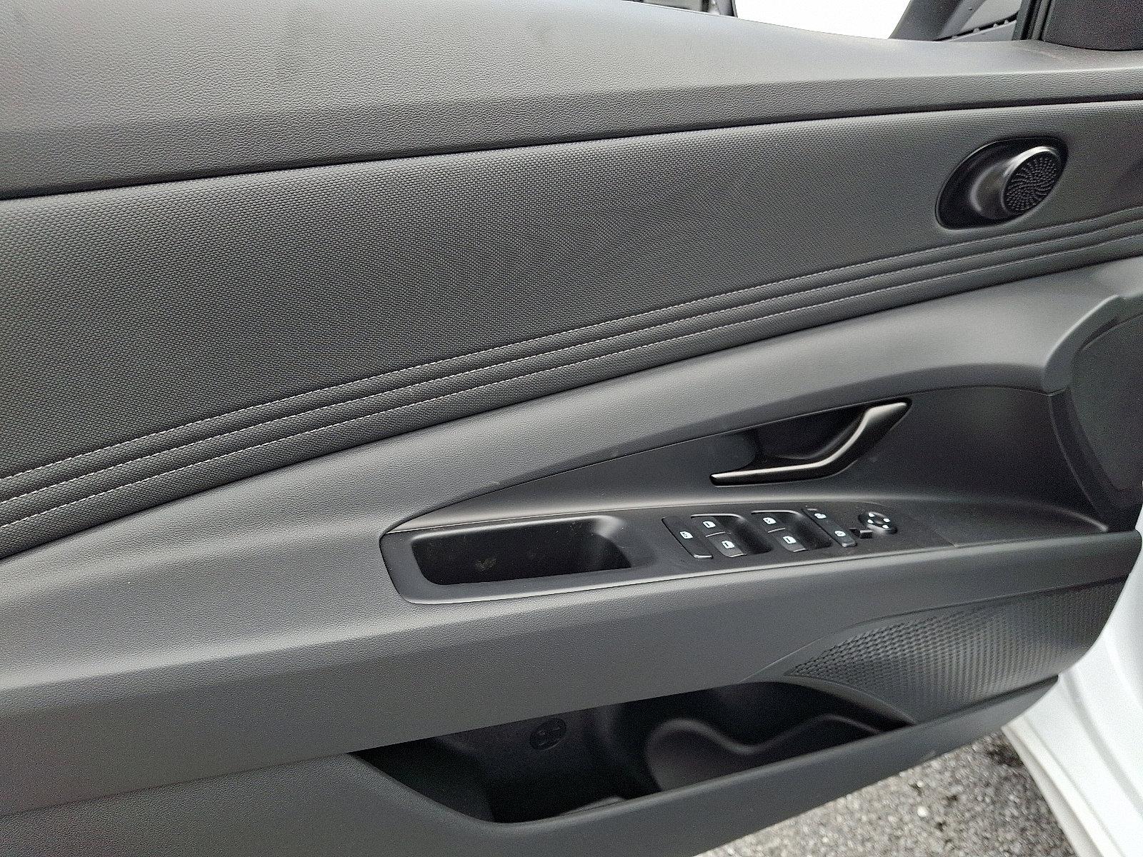 2025 Hyundai ELANTRA Vehicle Photo in Harrisburg, PA 17111