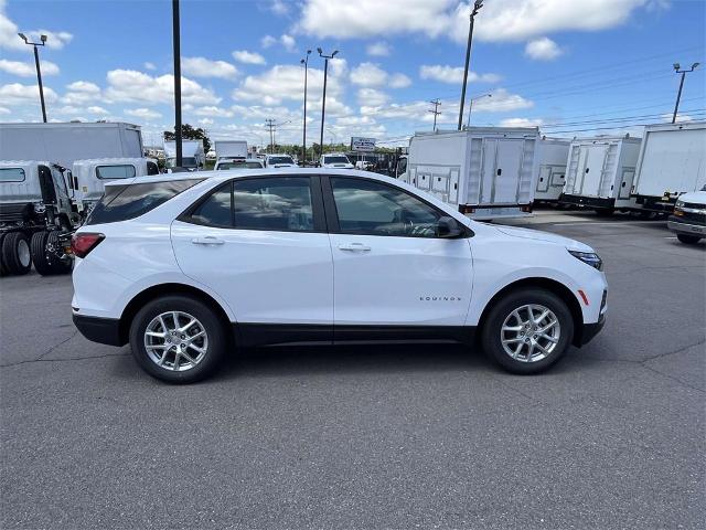 2024 Chevrolet Equinox Vehicle Photo in ALCOA, TN 37701-3235