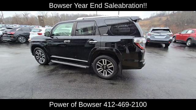 2016 Toyota 4Runner Vehicle Photo in Pleasant Hills, PA 15236