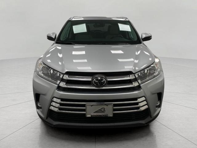 2019 Toyota Highlander Vehicle Photo in NEENAH, WI 54956-2243