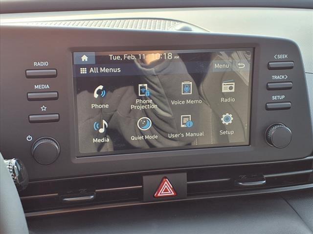 2025 Hyundai ELANTRA Vehicle Photo in Peoria, IL 61615