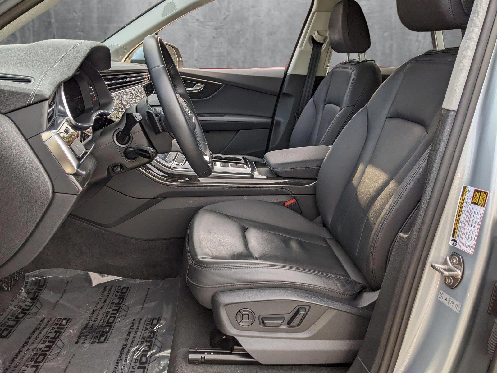 2024 Audi Q7 Vehicle Photo in TIMONIUM, MD 21093-2300