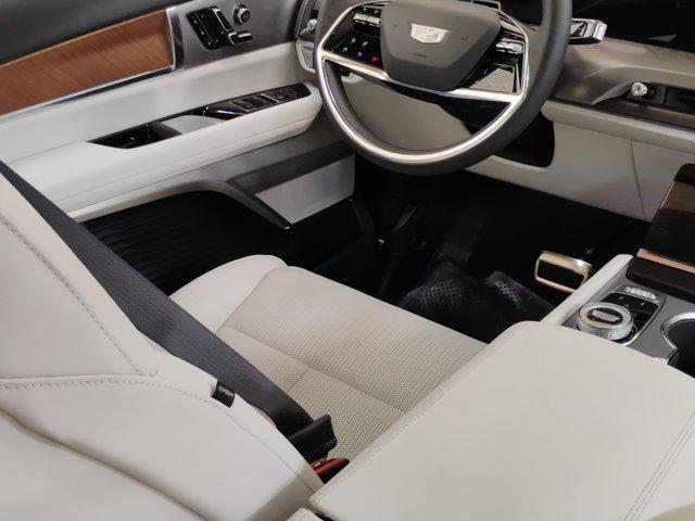 2026 Cadillac VISTIQ Vehicle Photo in PINEVILLE, NC 28134-8495