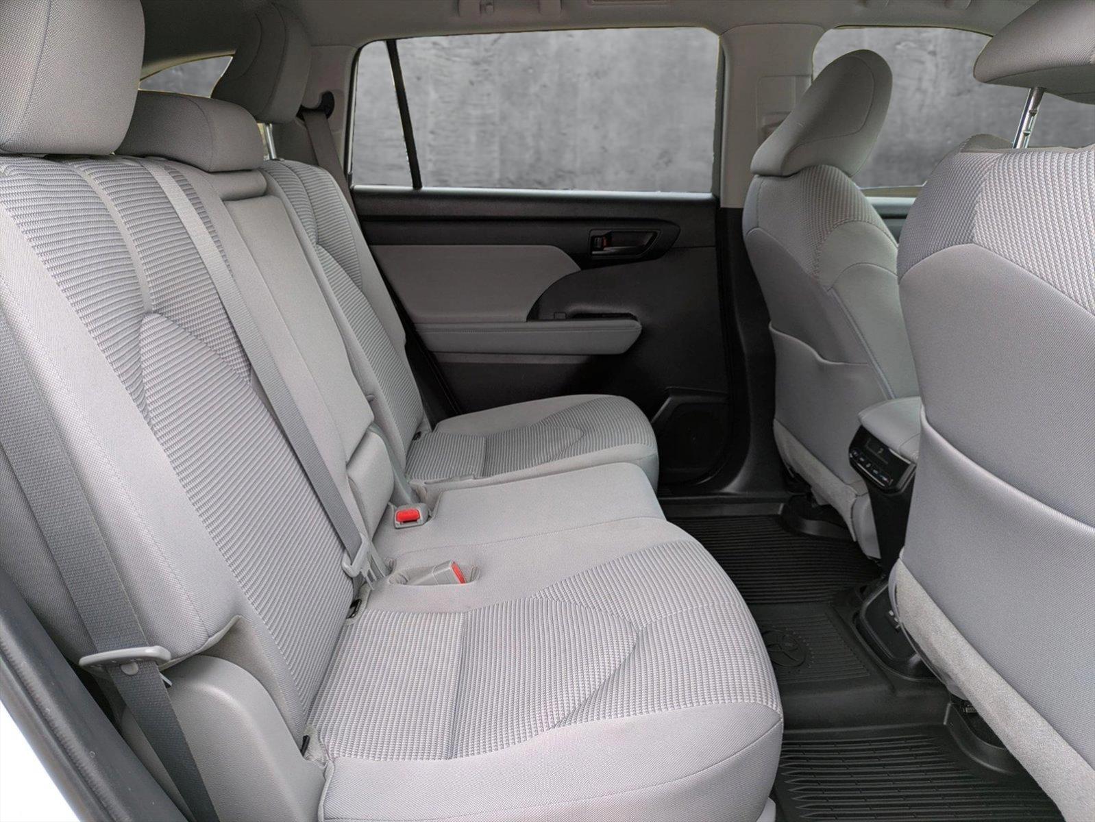 2023 Toyota Highlander Vehicle Photo in GOLDEN, CO 80401-3850