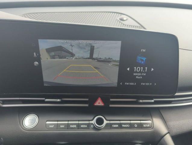 2023 Hyundai ELANTRA Vehicle Photo in Merrillville, IN 46410