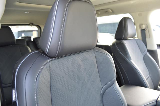 2025 INFINITI QX80 Vehicle Photo in Houston, TX 77090