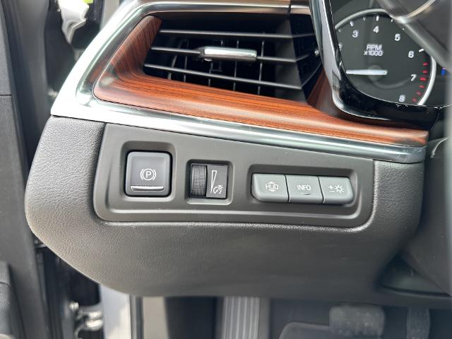 2017 Cadillac XT5 Vehicle Photo in MANITOWOC, WI 54220-5838