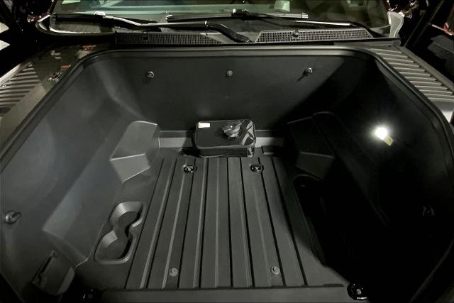2025 GMC Sierra EV Vehicle Photo in KANSAS CITY, MO 64114-4545
