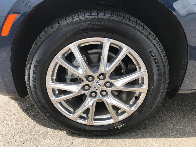 2023 Buick Enclave Vehicle Photo in GREEN BAY, WI 54303-3330