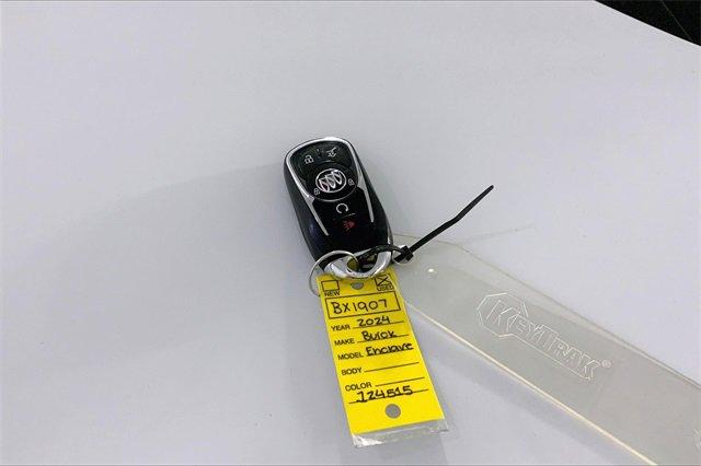 2024 Buick Enclave Vehicle Photo in INDEPENDENCE, MO 64055-1377