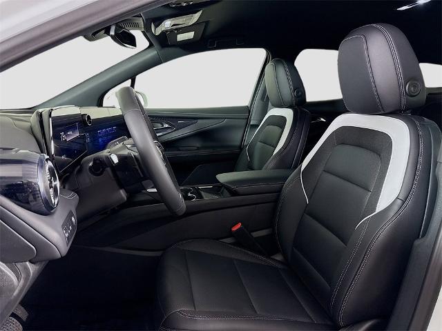 2025 Chevrolet Blazer EV Vehicle Photo in PUYALLUP, WA 98371-4149