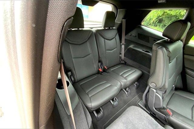 2025 Cadillac XT6 Vehicle Photo in KANSAS CITY, MO 64114-4545