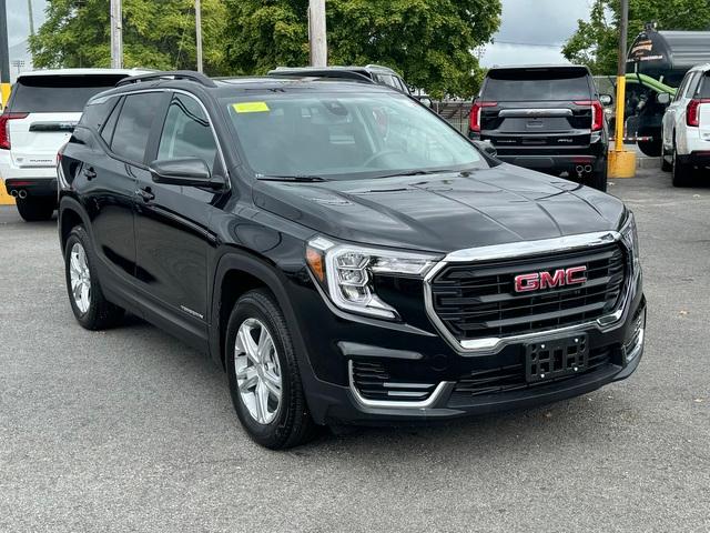 2024 GMC Terrain Vehicle Photo in LOWELL, MA 01852-4336