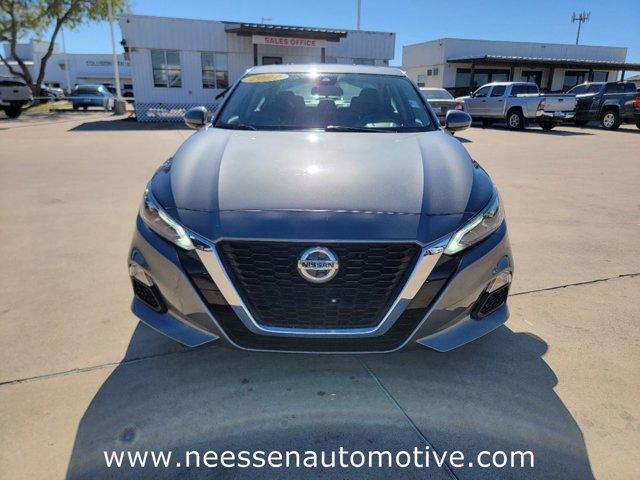 Used 2021 Nissan Altima SV with VIN 1N4BL4DV1MN374208 for sale in Kingsville, TX