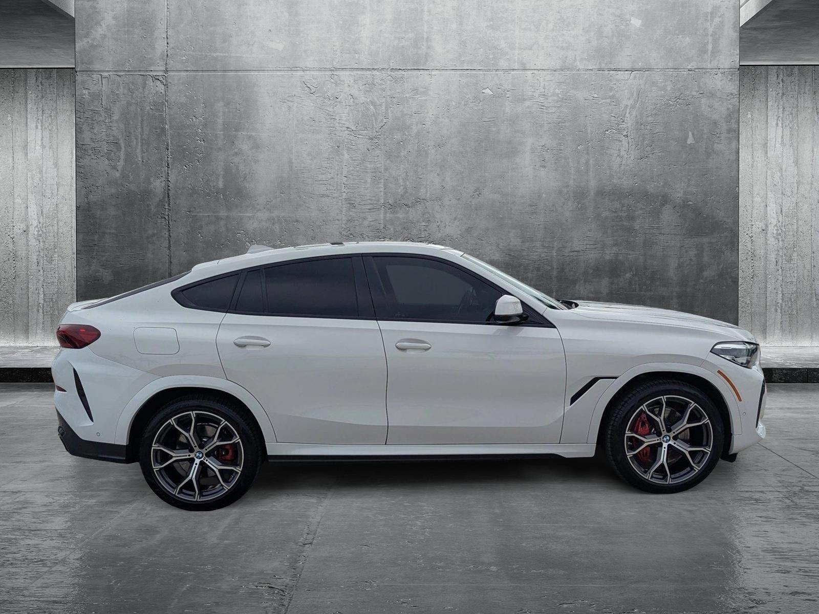 2022 BMW X6 xDrive40i Vehicle Photo in Delray Beach, FL 33444